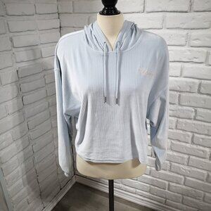 Champion Ladies Size Medium Light Blue Straight Fit Crop Hoodie